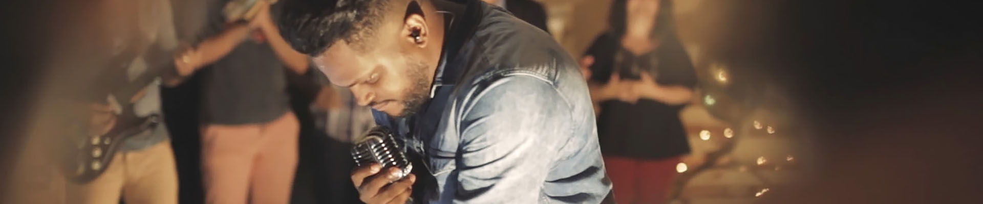 THIAGO LUCAS - O CEU ESTA BAIXINHO AQUI