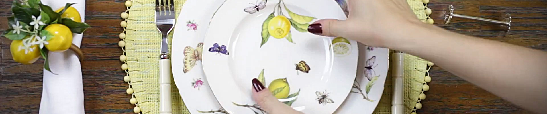 VINHETA CANAL MESA E ETIQUETA