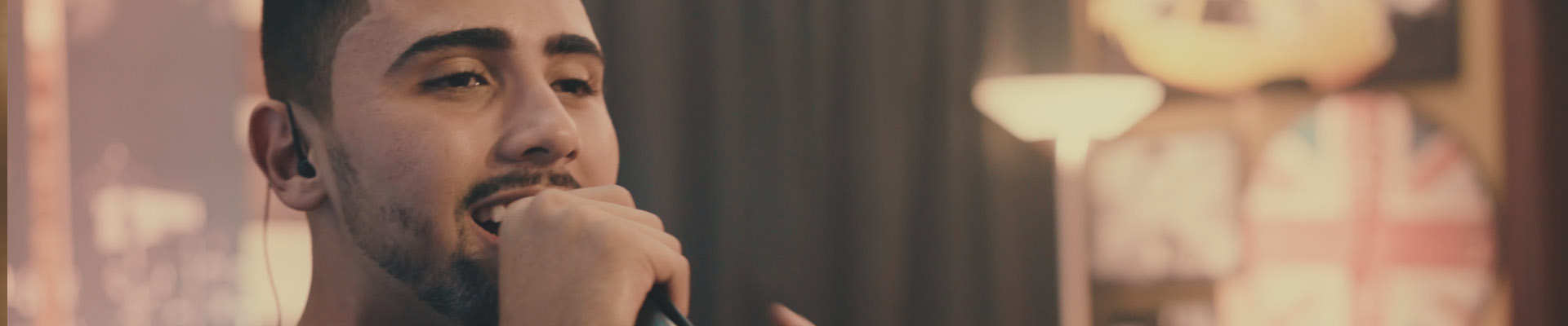 VINICIUS SANTOZ - REGRAS NA CASA